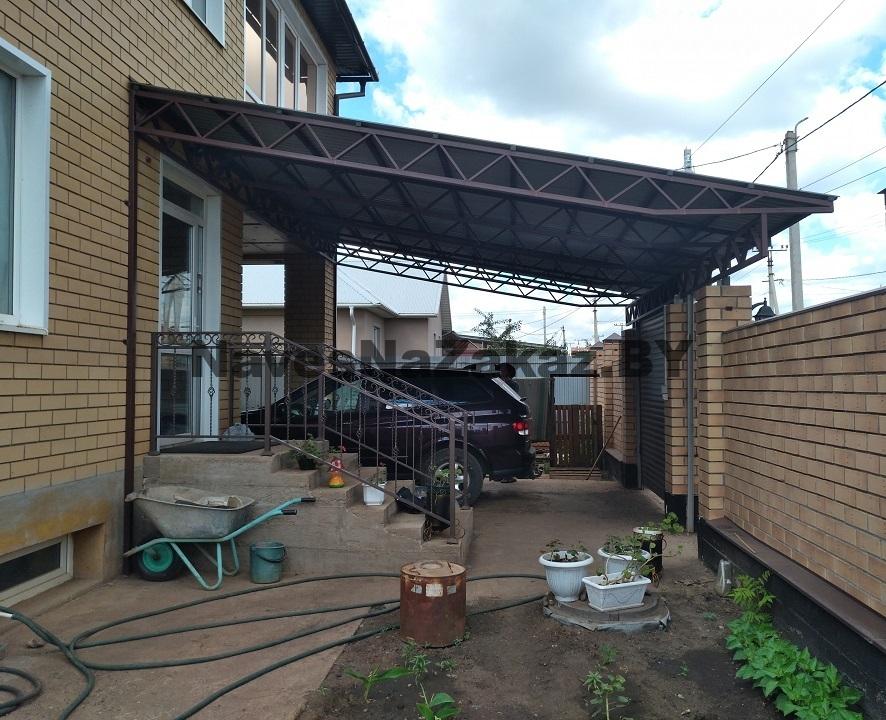 Навес к дому для 2 машин 5 на 6