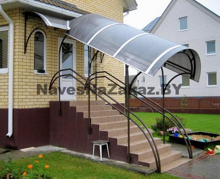 навес над входом в дом