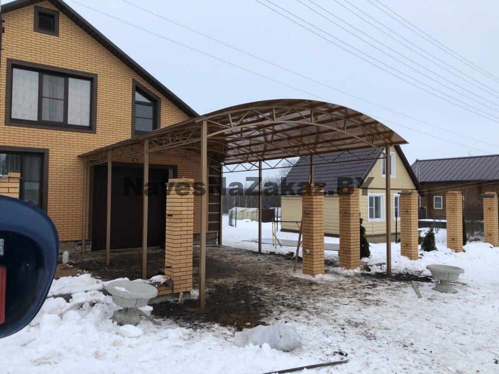 арочный-перед гаражом